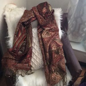4 for $25🌟Stunning gold embellished paisley scarf